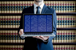 avocat-bureau-ordinateur-ecran-juridique